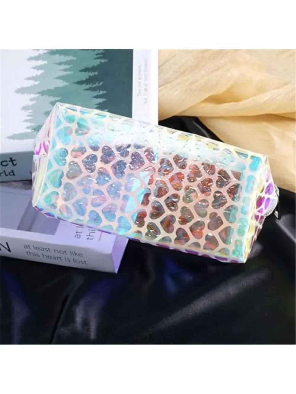 Rainbow Holographic Heart Pattern Makeup Bag TPU Clear Cosmetic Pouch